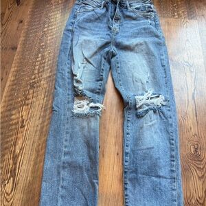 Casual Distressed Boyfriend Jeans in Light Blue